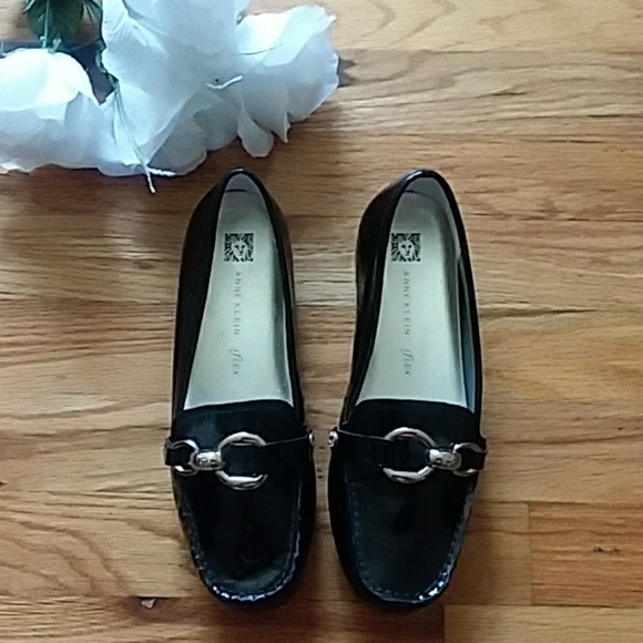 anne klein black patent loafers